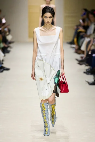 Look 57